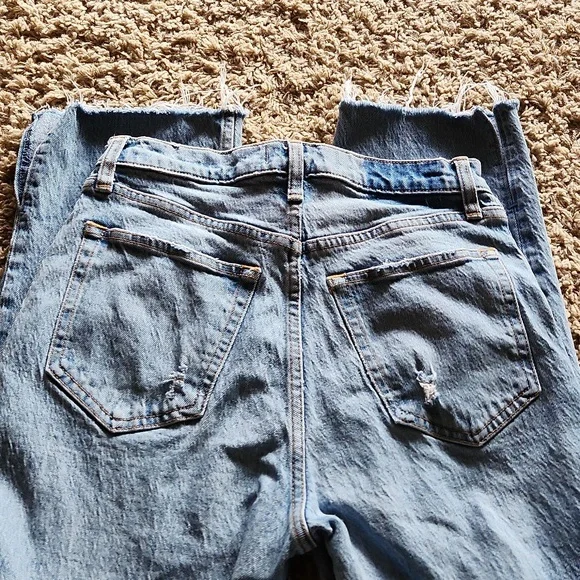 Abercrombie & Fitch ulta high rise straight distressed womans size 4 jeans - Picture 6 of 12